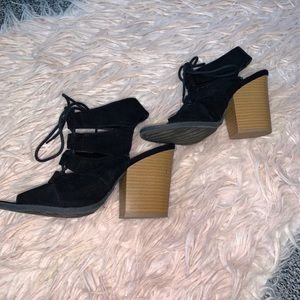 🧡Charlotte Russe Black Wedges